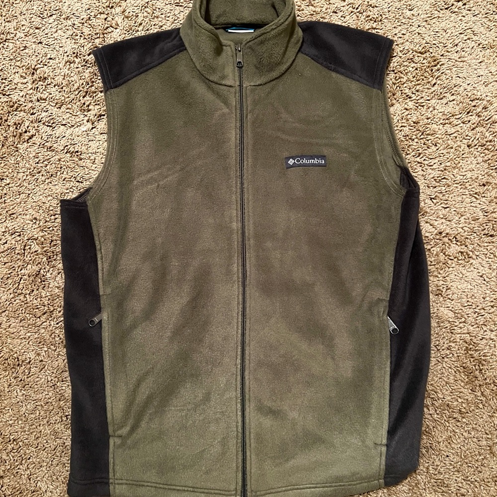 Columbia Vest